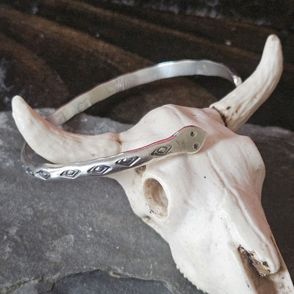 Navajo Other - Navajo Vintage Sterling Silver Cuff Bracelet